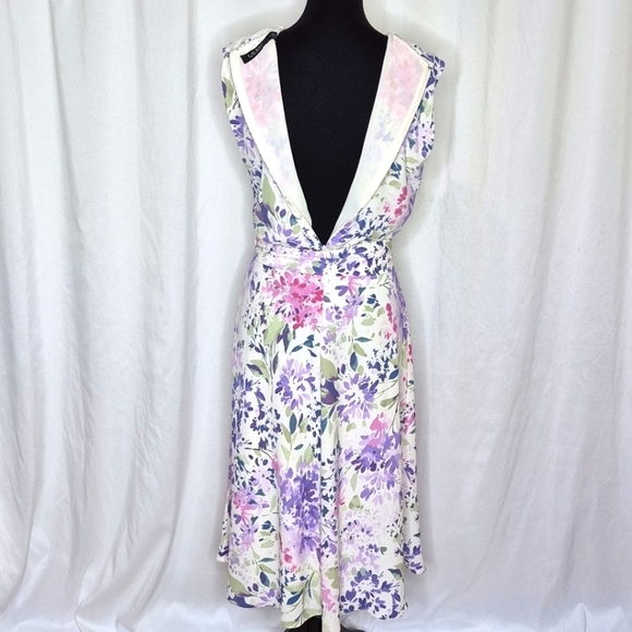 Lauren Ralph Lauren Floral Belted Bubble Crepe Dress - Size 4 - Picture 10 of 14